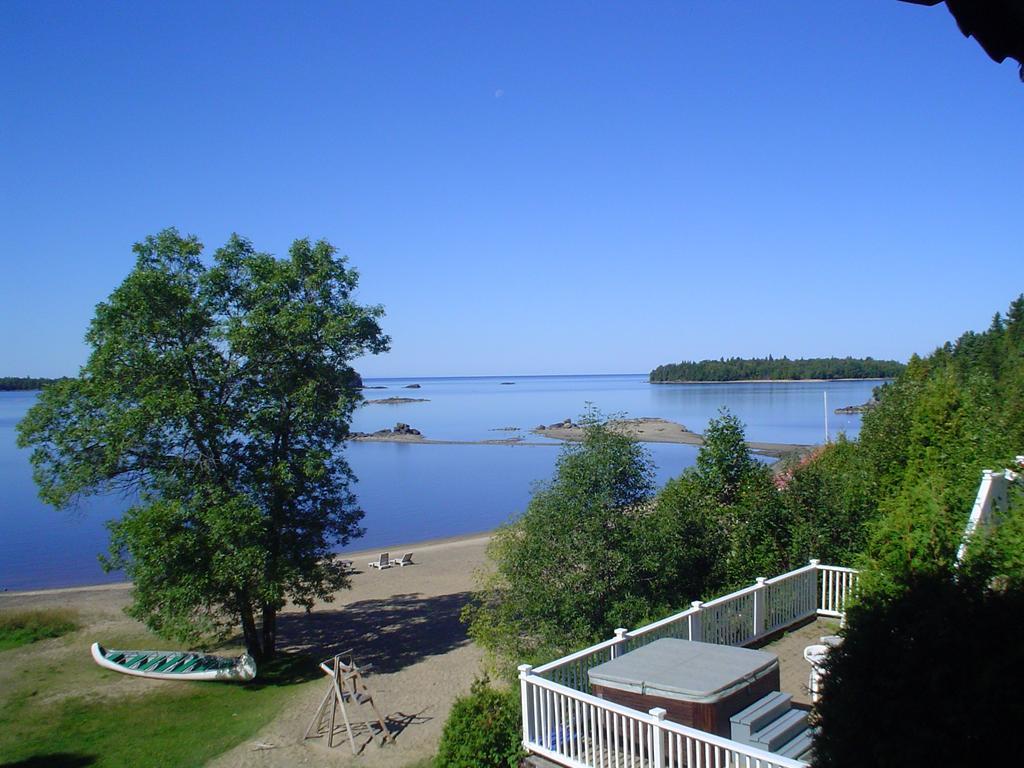Auberge Des Iles Saint-Gédéon Kültér fotó