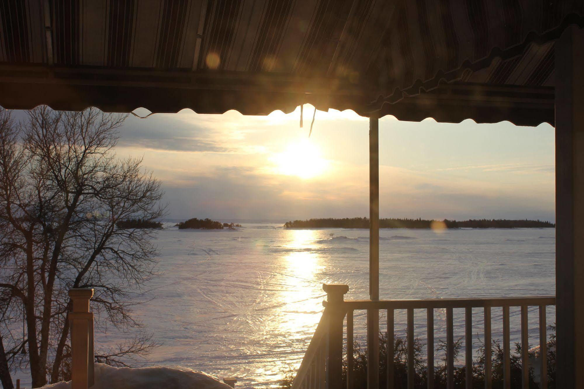 Auberge Des Iles Saint-Gédéon Kültér fotó
